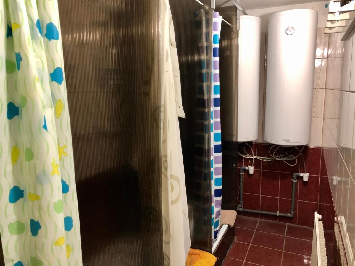 Whole Basement Former Pub3 For Bachelor / Bachelorette Party 布达佩斯 外观 照片
